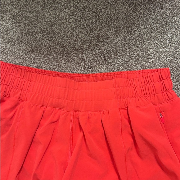 Lululemon Hotty Hot Low Rise Lined Shorts - Picture 4 of 9